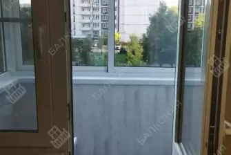 Отделка балкона с утеплением в многоквартирном доме