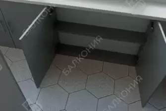 Установка шкафа на балконе