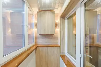 Остекление балкона и установка шкафа и сушилки