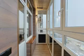 Утепление и облицовка балкона ламинатом