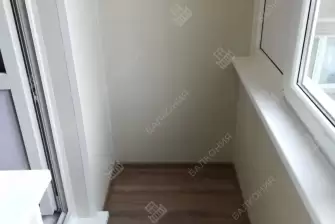 Остекление и отделка эркерной лоджии под ключ