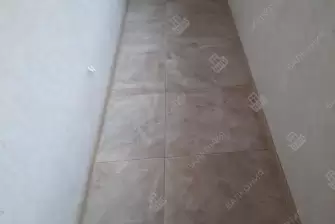 Остекление и отделка балкона Лодочка