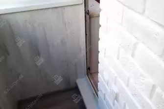 Отделка и остекление Г-образного балкона