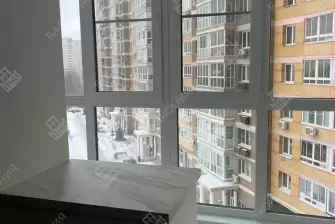 Дизайн-проект отделки лоджии под ключ с объединением кухни и панорамным остеклением